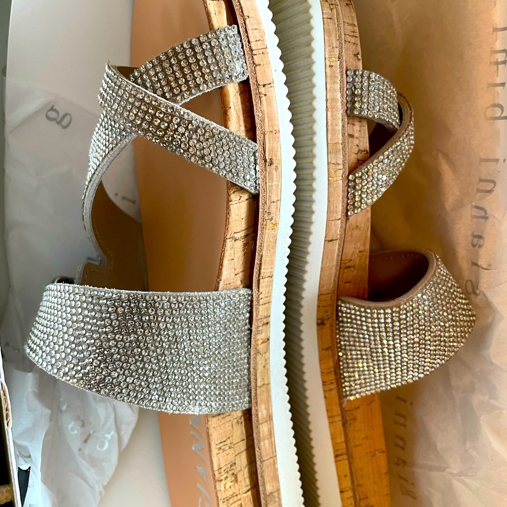 Gianni Bini rhinestone sandals size 8 never worn.